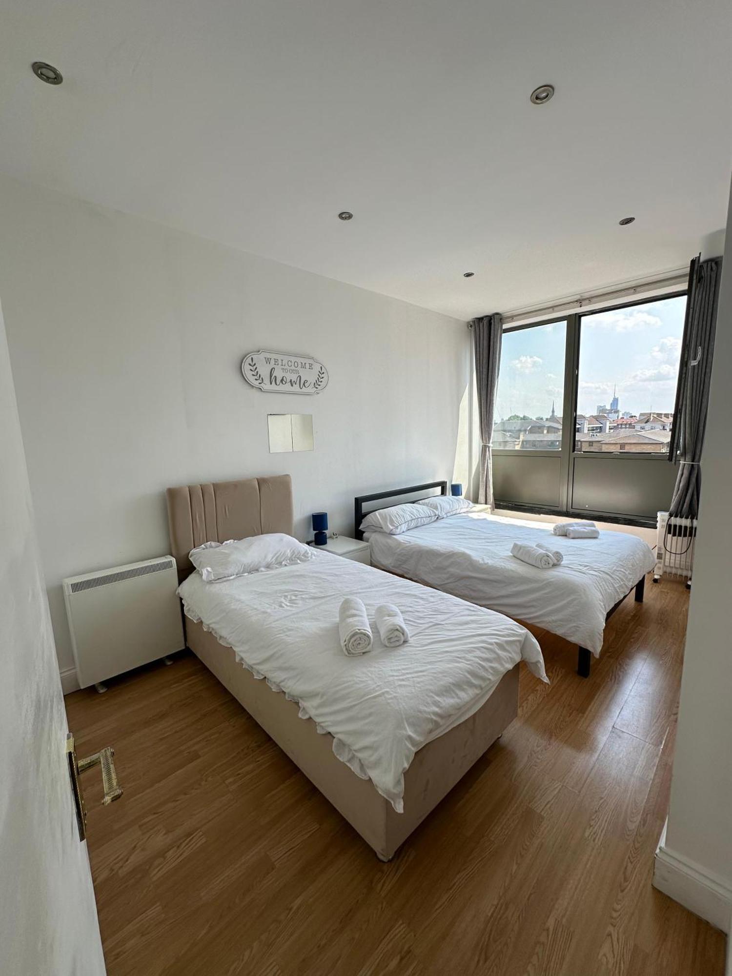 Cosy Entire Flat In Whitechapel Apartment Londra Exterior foto