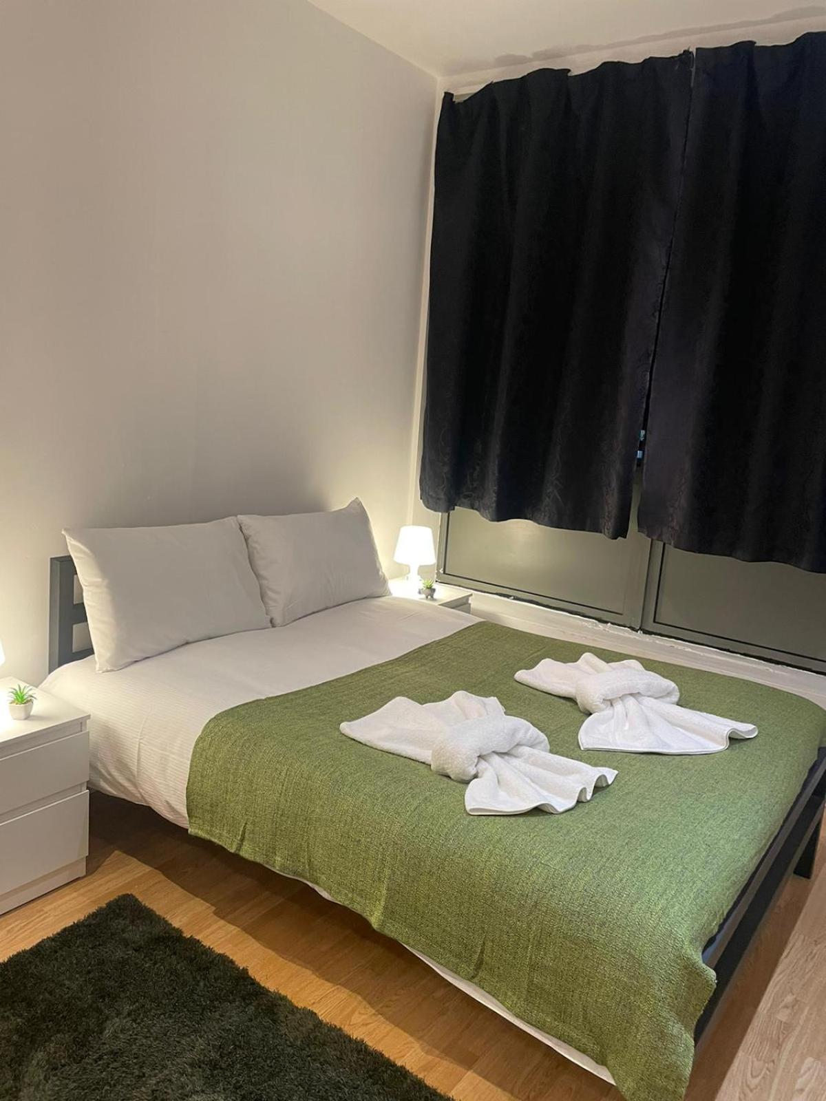 Cosy Entire Flat In Whitechapel Apartment Londra Exterior foto